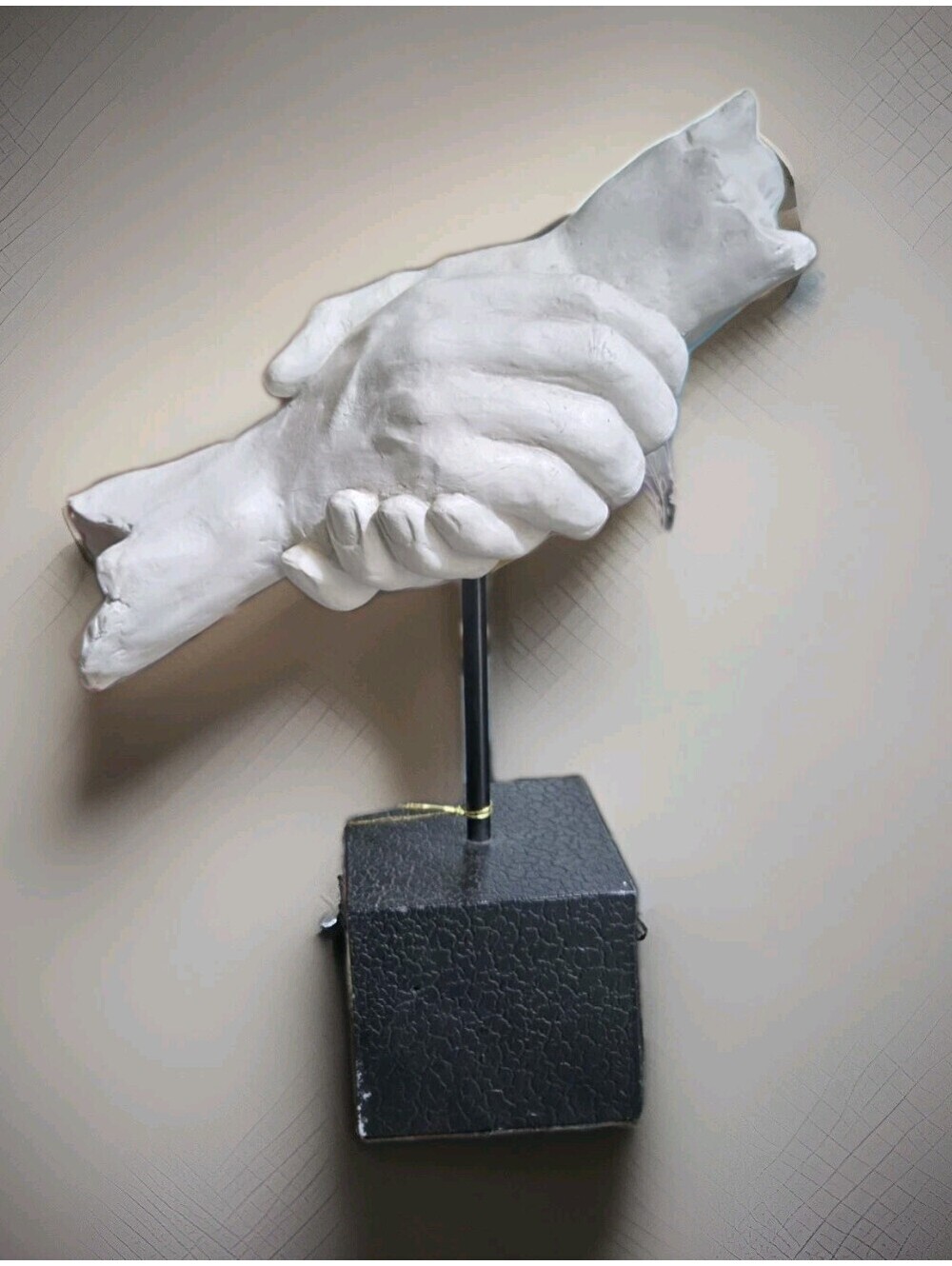Vitruvian Collection By TMS INC Hand Shake White Figurine Inspired by DA Vinci